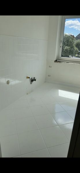 2 Zimmer Wohnung mit Balkon Nähe Uni/Uniklinik Lübeck Sankt Jürgen